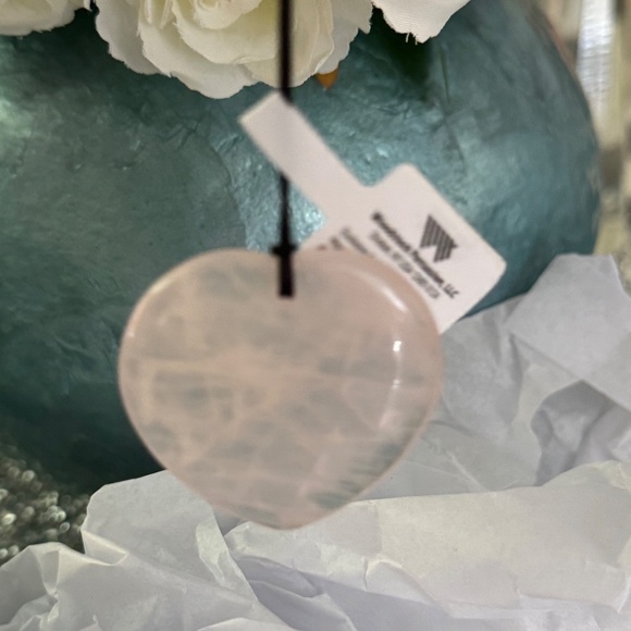Woodstock Rose Quartz Heart Wind Chime NIB Crystal Love Soothing Indoor Outdoor - Picture 6 of 17